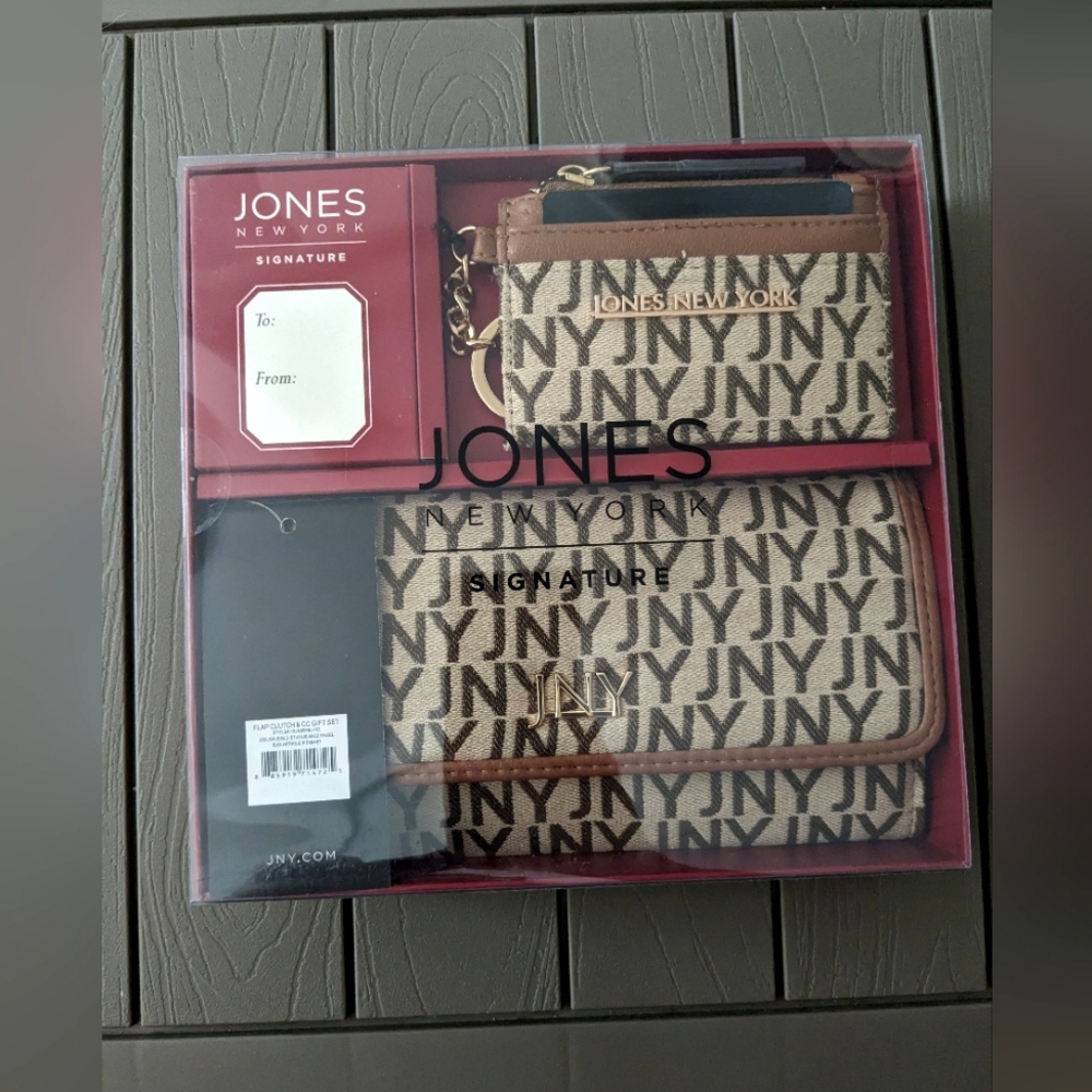 Jones New York Wallet Clutch Gift set